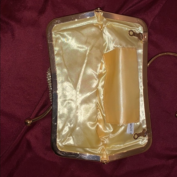 Diamond sequined clutch - Picture 2 of 2